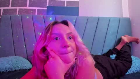 Alter  online show from September 9, 1:33 pm