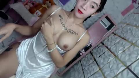 Chloe- DONT FORGET TO FOLLOW MElets getting to know each other and make some love and fun online show from January 6, 11:03 am