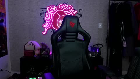 Sofie Kimino online show from December 13, 6:53 am