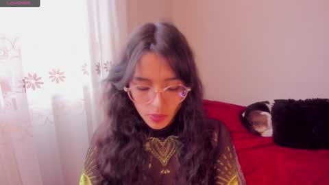 . .  online show from December 6, 9:51 pm