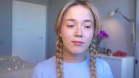 Amelia NEXT STREAM  online show from April 11, 1:37 pm