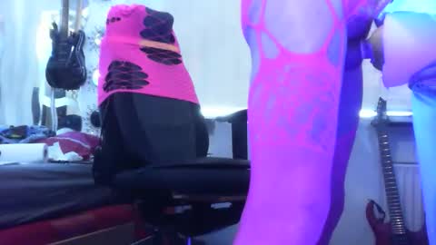 HoneyMelonGuy online show from November 14, 10:06 am