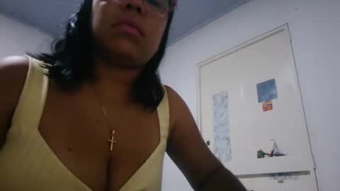 analia online show from January 17, 6:34 am