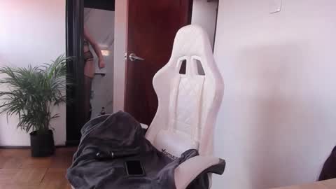 Alice online show from January 12, 9:29 pm