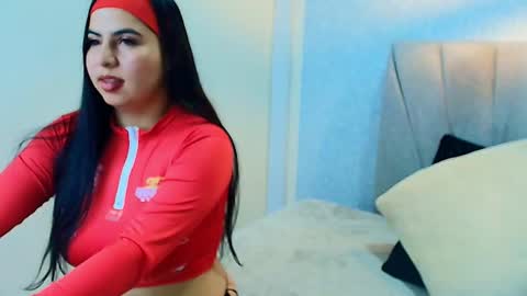 Snapshot of aly_smith_ chatting on September 27, 12:14 pm A L Y online show from September 27, 12:14 pm