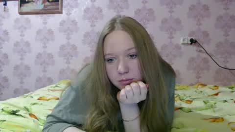alya764770 online show from March 22, 4:22 pm