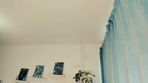 Alysa online show from March 13, 7:33 am