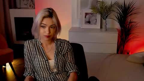 Snapshot of alysiasun chatting on September 30, 1:54 pm Alysia online show from September 30, 1:54 pm