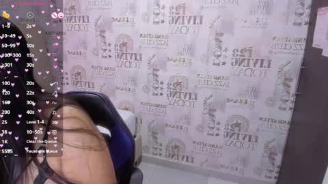 Snapshot of alyssa_park chatting on March 6, 7:32 pm ALYSSA online show from March 6, 7:32 pm