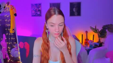 alyssa_smitt online show from September 8, 5:23 pm