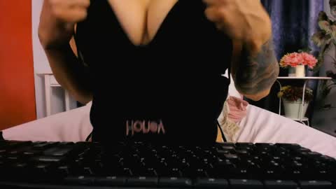 Alyssa online show from April 23, 12:29 pm