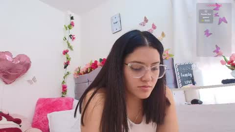 Isabella online show from April 19, 7:49 pm