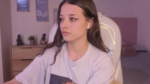 B I A N C A online show from November 30, 3:46 am