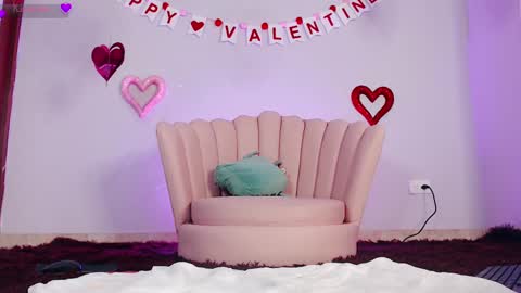 Amai  Sinclair  online show from February 9, 12:08 pm