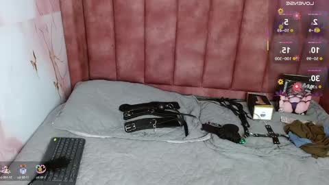 Hilary Ester online show from April 16, 9:39 pm