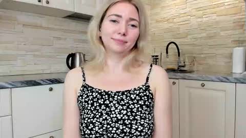 Amanda   insta amanda    grey online show from March 6, 4:50 pm