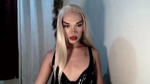 Snapshot of amanda_fuck69 chatting on October 11, 12:43 pm Amanda online show from October 11, 12:43 pm