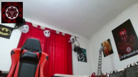 Snapshot of amanda_valeska chatting on March 10, 3:30 pm Amanda Valeska online show from March 10, 3:30 pm