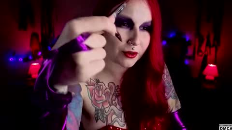 Goddess Amanita online show from October 31, 11:43 am