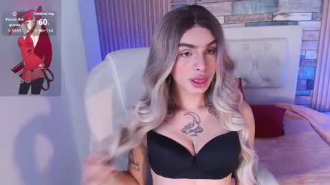 Snapshot of amapola_hs chatting on October 1, 9:24 pm amapola_hs online show from October 1, 9:24 pm