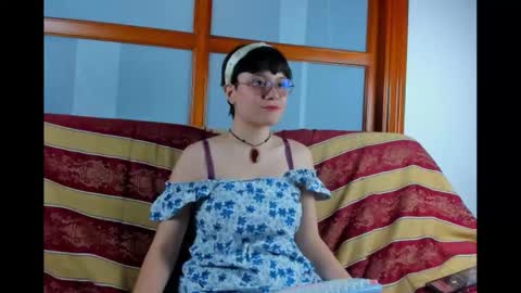 Amapola online show from September 13, 12:35 am