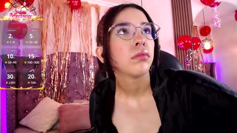 amara_davis1 online show from February 20, 6:19 am