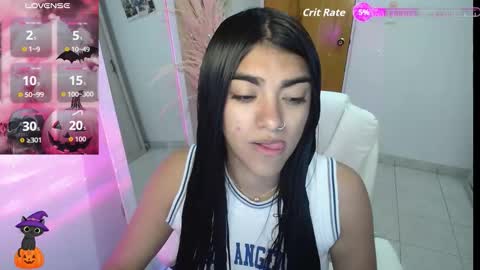 Snapshot of amara_silk chatting on October 12, 10:08 am amara_silk online show from October 12, 10:08 am