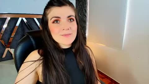 Amara Vega  online show from November 4, 1:12 pm