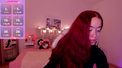 amaraa_couper1 online show from December 17, 3:46 am