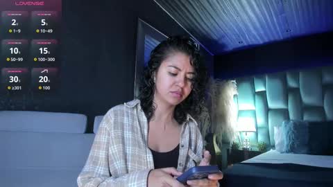 Emily online show from November 7, 11:45 am