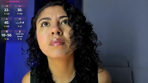 Emily online show from December 3, 11:44 am