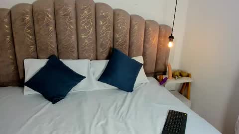 ambar85 online show from November 28, 3:14 am