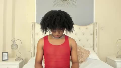 Snapshot of ambar_colling chatting on February 13, 4:17 pm Ambar Colling online show from February 13, 4:17 pm