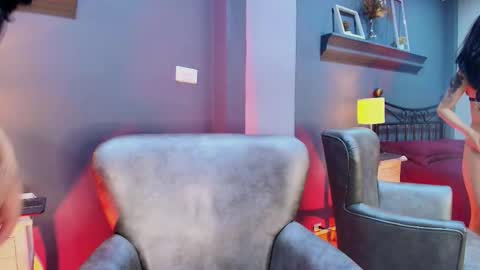 CALL ME ABRIL online show from March 14, 3:49 pm