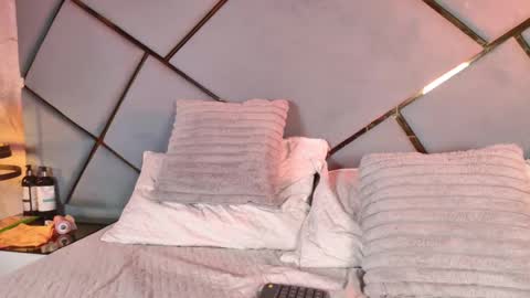 Julieta  online show from October 11, 11:48 am