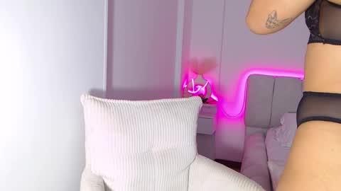 Ambar online show from November 7, 12:57 am