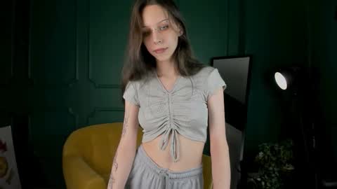 Snapshot of amber__lust__ chatting on October 16, 1:44 pm Alice online show from October 16, 1:44 pm