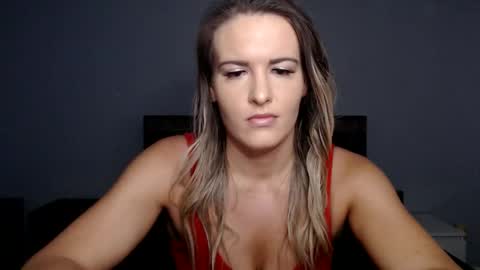 Amber online show from February 3, 3:05 pm