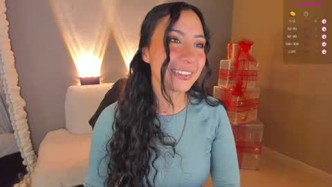 Snapshot of amber_curly chatting on December 30, 7:32 pm amber_curly online show from December 30, 7:32 pm