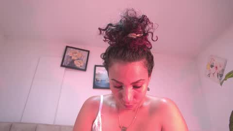 Snapshot of amber_demons chatting on October 5, 1:03 am Amber Demons online show from October 5, 1:03 am