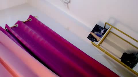 Amber online show from January 12, 12:45 pm