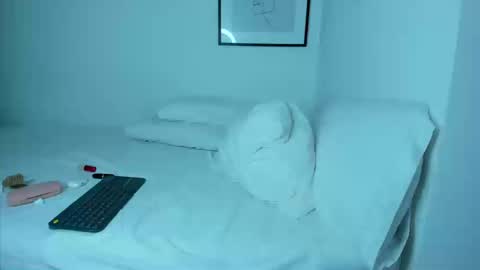 Snapshot of amber_rhus chatting on September 24, 10:05 pm Luci Reyes online show from September 24, 10:05 pm