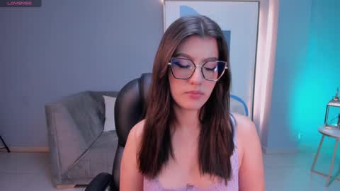 Amber  online show from February 8, 8:10 pm