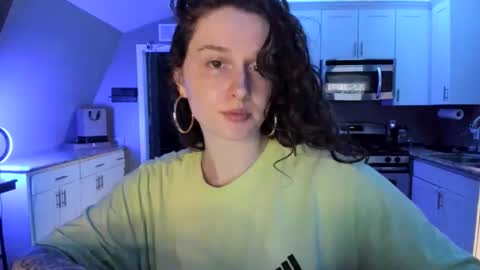 amberkinsley online show from April 5, 6:43 am