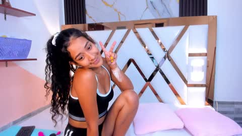 Amber online show from January 24, 6:46 pm