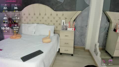 Snapshot of amberrgrey_ chatting on September 22, 6:45 pm Amber Grey online show from September 22, 6:45 pm