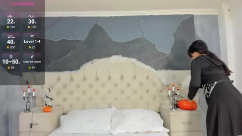 Snapshot of amberrgrey_ chatting on October 19, 1:05 pm Amber Grey online show from October 19, 1:05 pm