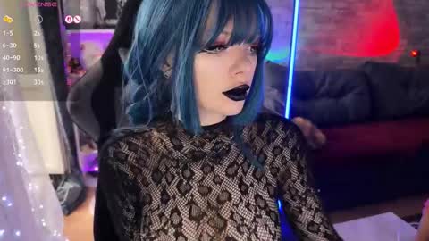 Amelia Aley  online show from March 5, 10:35 am