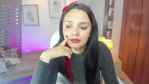 Snapshot of amelia_cheerry chatting on March 1, 11:39 am amelia online show from March 1, 11:39 am