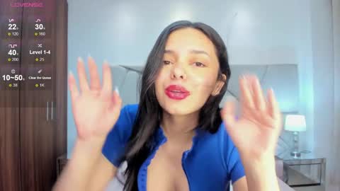 Snapshot of amelia_cheerry chatting on February 1, 11:31 am amelia online show from February 1, 11:31 am